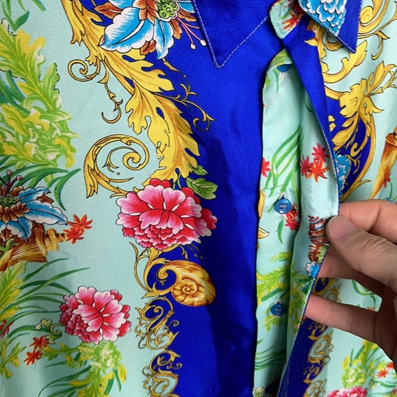 Rare silk Versace La Mer print button down shirt - Picture 8 of 9